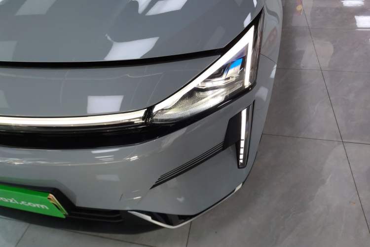 Used Geely Galaxy L6 2025 EM-i 140km Explorer+ Edition
