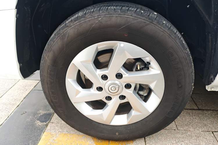 Used Great Wall King Kong Poer 2024 2.0T Automatic 8AT Diesel Two-Wheel-Drive Elite Flatbed
