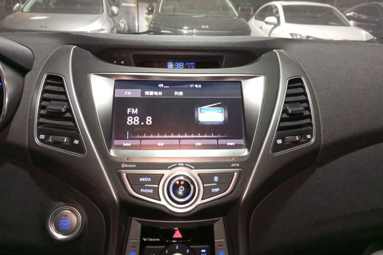 Used Hyundai Elantra (5th Generation / Langdong) 2016 1.6L Automatic Prestige Model
