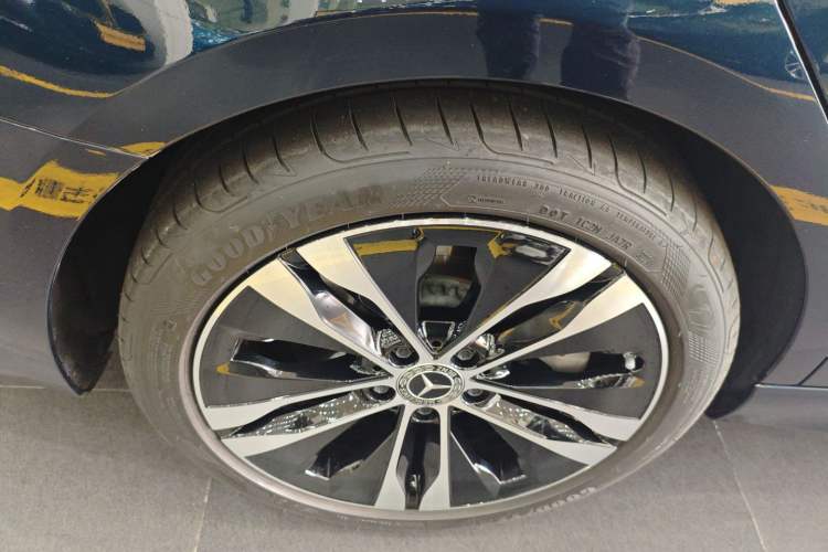 Used Mercedes-Benz C-Class New Energy 2024 Revised Version C 350 eL
