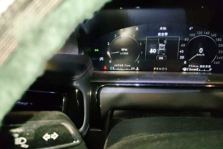 Used Lincoln Nautilus 2021 2.0T Four-Wheel Drive Luxury Edition Odometer Close Up