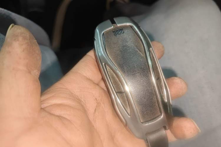 Used IM LS7 2023 100kWh Lux Rear-Drive Version Vehicle Key