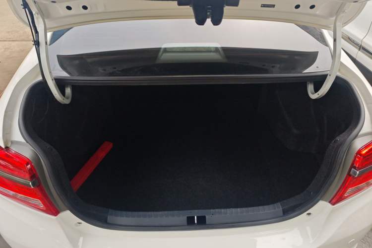 Used Toyota YARiS L Zhi Xiang 2022 1.5L CVT Leading PLUS Edition Trunk