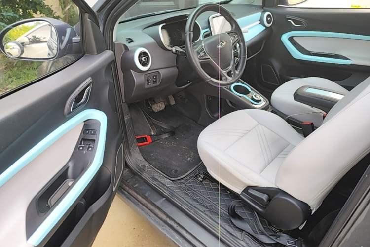 Used Chery QQ Little Ant 2021 200 000-Yuan Ant Fan Edition Talent Version NMC Battery 301 km