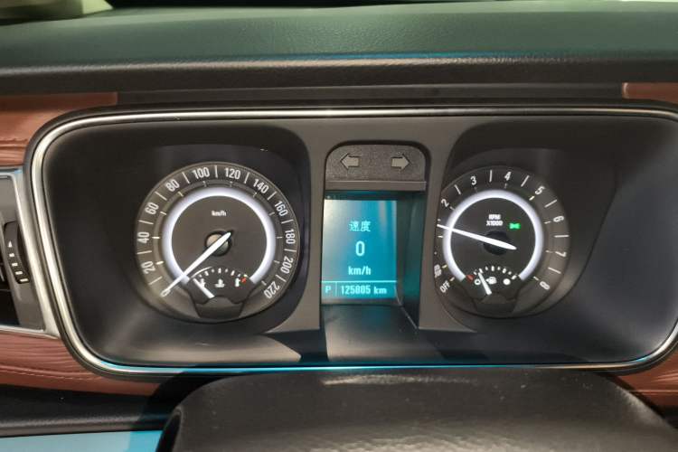 Used Buick GL8 2017 25S Comfort Version China V Standard