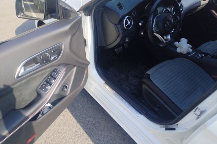 Used Mercedes-Benz CLA 2018 CLA 220 4MATIC
