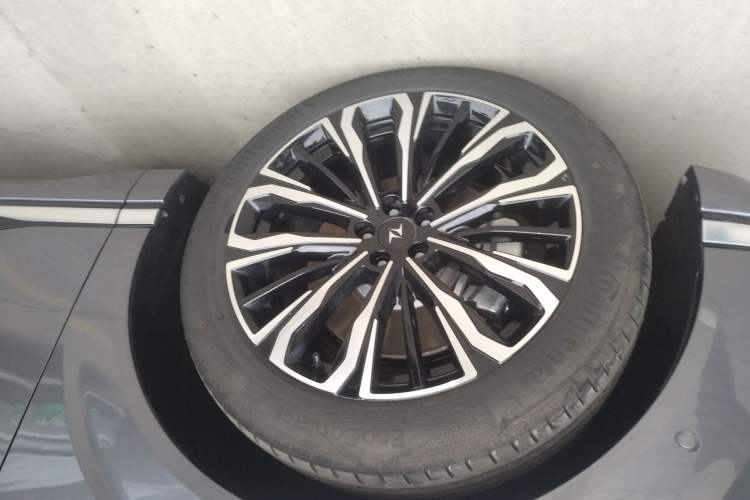 Used Dongfeng eπ eπ008 2026 Model Six-Seat Pure-Electric Family Edition