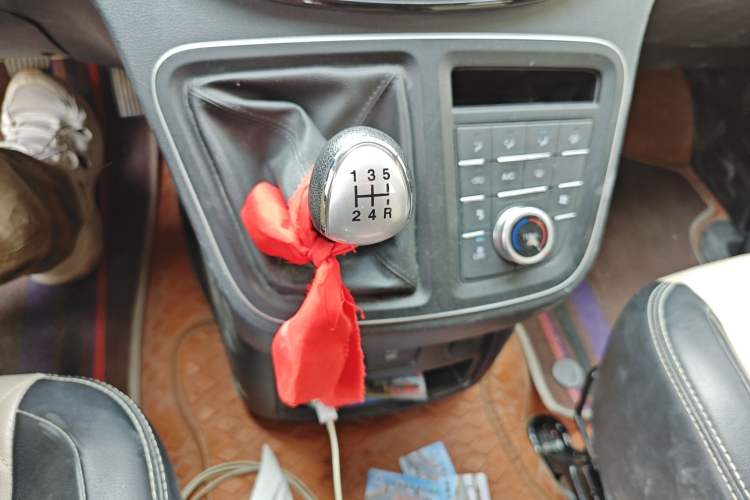 Used JAC Refine M4 2019 Business & Travel Series 2.0L Manual Speed Edition China VI Standard