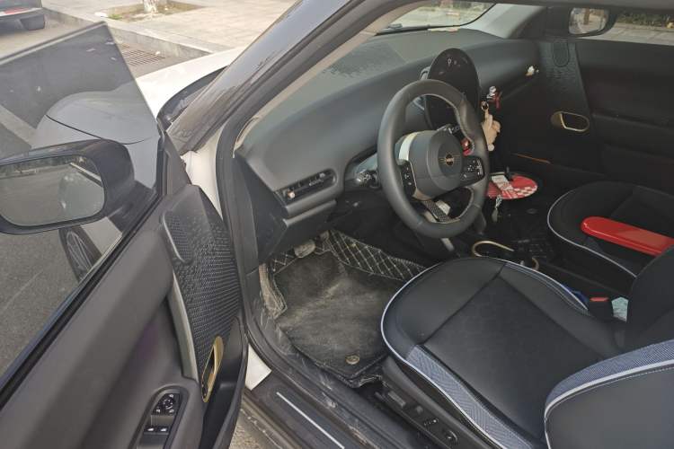 Used MINI Electric COOPER 2026 Model, 466km COOPER E Classic Style
