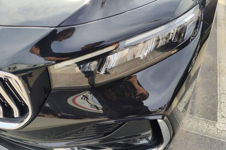 Used Geely Auto Preface 2026 Model Oriental Yao 1.5TD Fuyao Edition Left Front Headlight