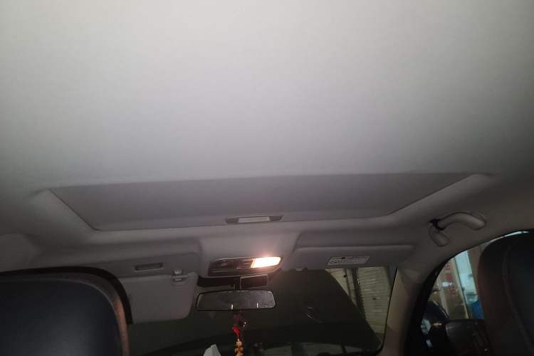 Used Changan CS75 2016 1.8T Automatic Elite Model China V Standard
