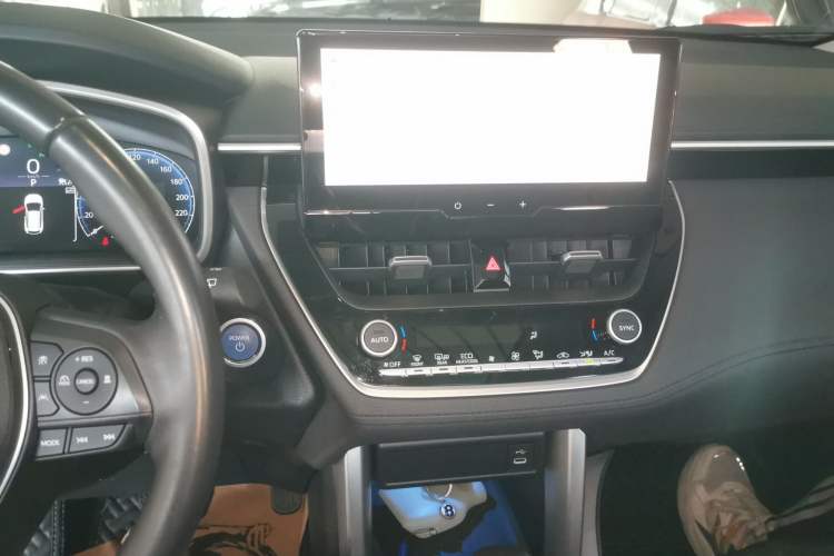 Used Toyota FRONTLANDER 2023 2.0L Smart Electric Hybrid Dual-Engine Deluxe Version
