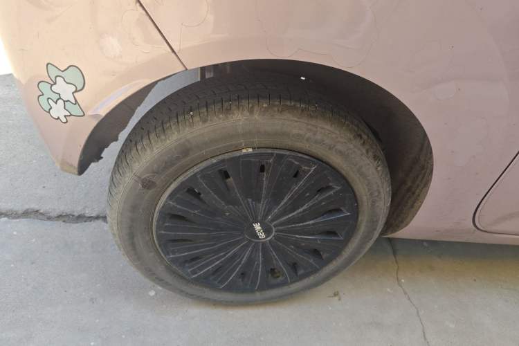 Used Geely Galaxy Panda 2023 Panda Mini 200km Dynamic Bear Right Rear Wheel Hub