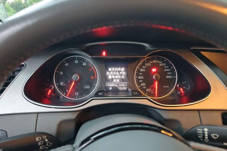 Used Audi A4L 2013 35 TFSI Automatic Standard Model Instrument Cluster