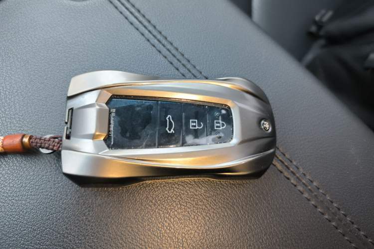 Used Toyota Avalon 2022 Dual-Engine 2.5L XLE Premium Edition
