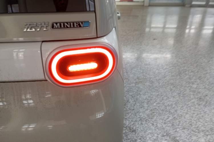 Used Wuling Hongguang MINIEV 2024 3rd Generation 215km Youth Edition