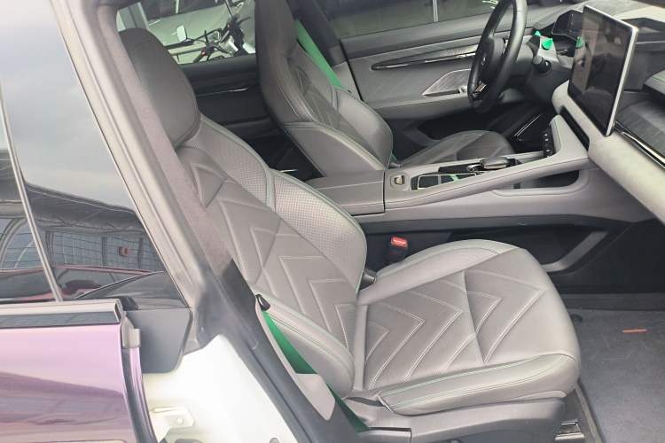 Used Zeekr 001 2023 WE Edition 86 kWh
