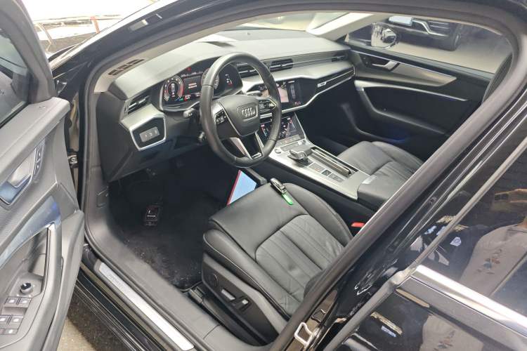 Used Audi A6L 2021 40 TFSI Luxury Prestige Edition Driver Seat