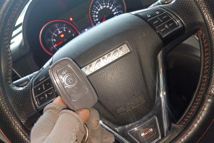 Used Haval H6 2015 Sport Edition 1.5T Automatic Two-Wheel Drive Luxury Model