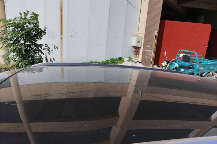 Used Wey VV5 2020 1.5T Two-Wheel Drive Color Pioneer
