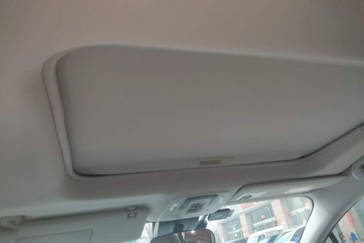 Used Toyota SIENNA 2024 2.5L Hybrid Comfort Edition
