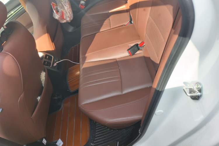 Used Honda Inspire 2022 Xing·Hybrid 2.0L Jingyue Version Left Rear Seat