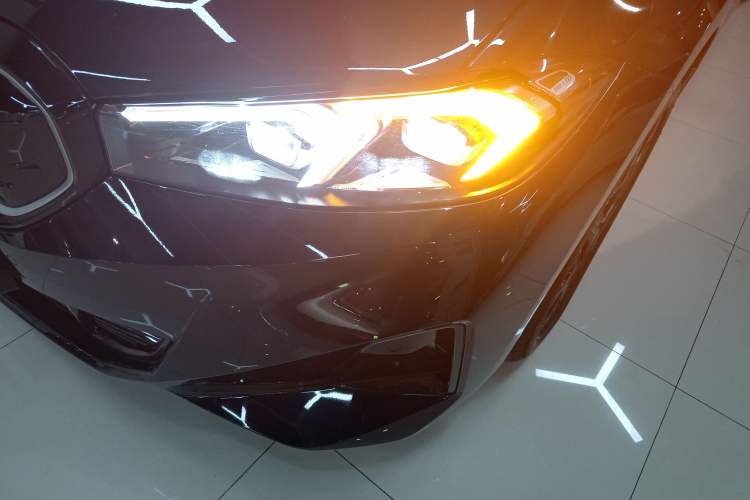 Used BMW i3 2024 eDrive 40 L Midnight Edition