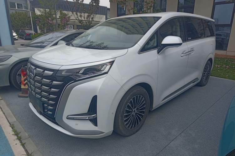 Used Denza D9 2022 DM-i 970 Four-Wheel Drive Flagship Model