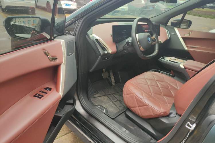 Used BMW iX 2022 xDrive50
