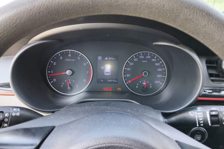 Used Kia KX Cross 2017 1.4L AT GLS
