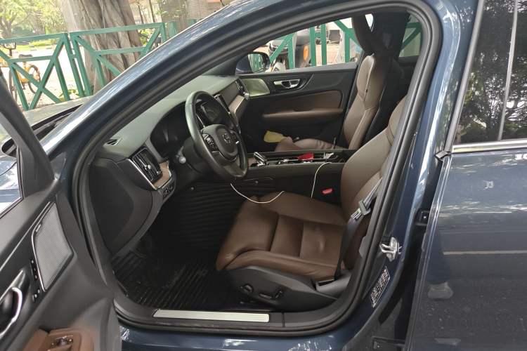 Used Volvo S60 2022 B4 Zhiyuan Luxury Edition Left Front Seat