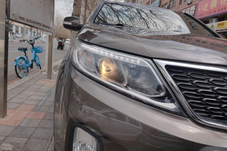 Used Kia Sorento 2013 2.4L 7-seat Gasoline Luxury Edition
