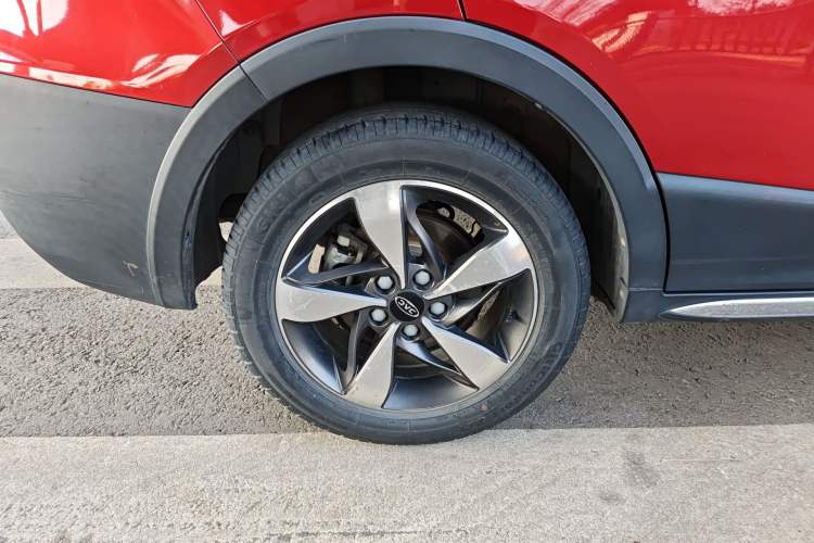 Used JAC Group Refine S3 2017 1.6L CVT Luxury Smart Model