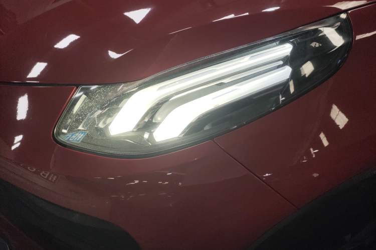 Used Lynk & Co 02 2018 1.5T DCT Two-Wheel Drive Sporty Version China V Standard Left Front Headlight