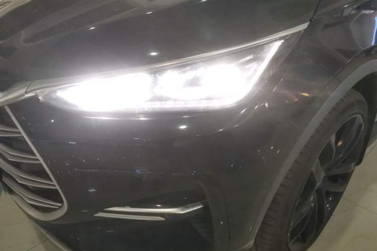 Used BYD Tang New Energy 2021 DM 2.0T Four-Wheel Drive High-Performance Flagship Model Left Front Headlight