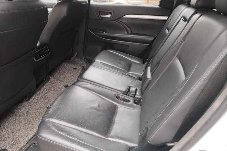 Used Toyota Highlander 2017 2.0T Four-Wheel Drive Luxury Edition 7 Seats