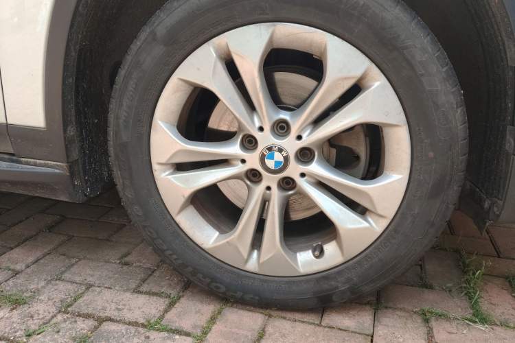 Used BMW X1 2016 sDrive18Li Premium Edition
