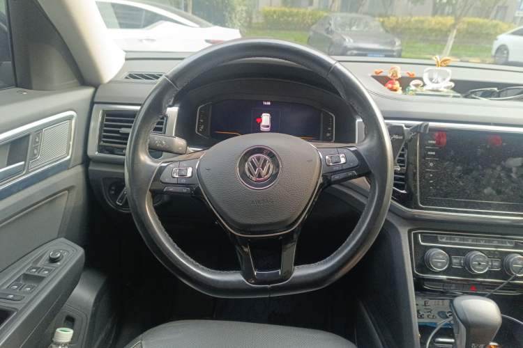 Used Volkswagen Teramont 2020 530 V6 Four-Wheel Drive Luxury Version China VI Standard