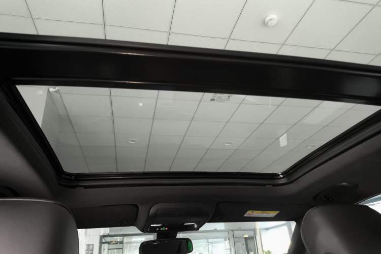 Used Cadillac XT4 2021 28T Two-Wheel Drive Leading Version