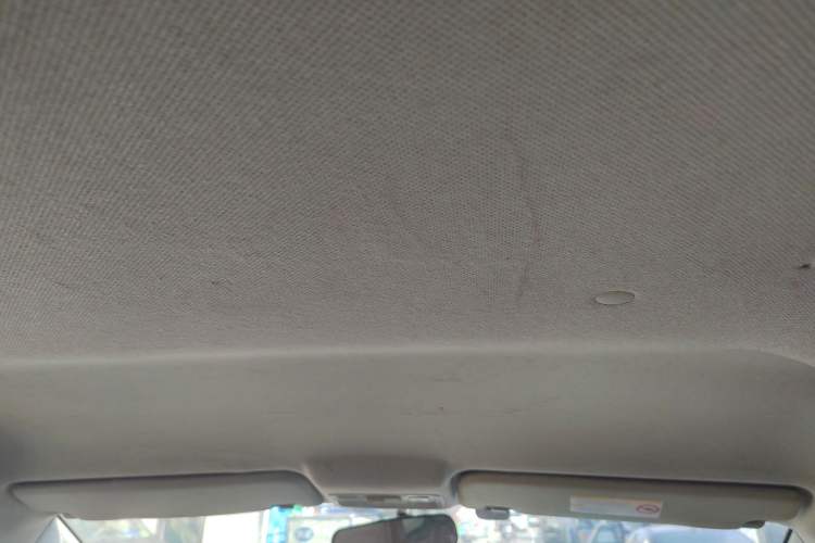 Used JAC Refine M3 2015 Maker Edition 1.6L Luxury Smart Version Headliner