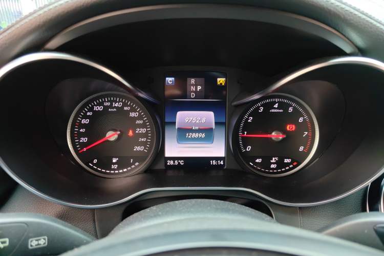 Used Mercedes-Benz GLC 2019 GLC 260 L 4MATIC Dynamic Model Instrument Cluster