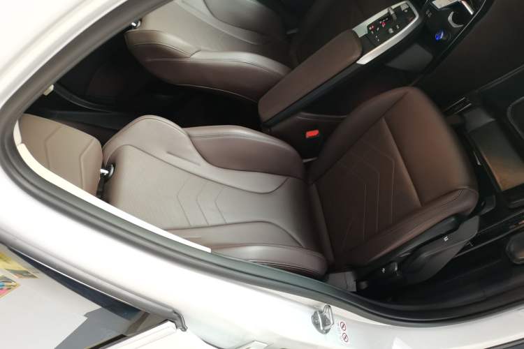 Used BMW X1 2023 sDrive20Li X Design Package Right Front Seat