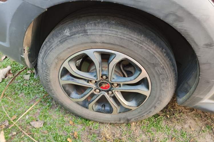 Used FORTHING Joyear XV 2016 1.6L CVT Comfort Model
