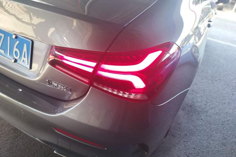 Used Mercedes-Benz A-Class 2021 A 200 L Sport Sedan Fashion Model