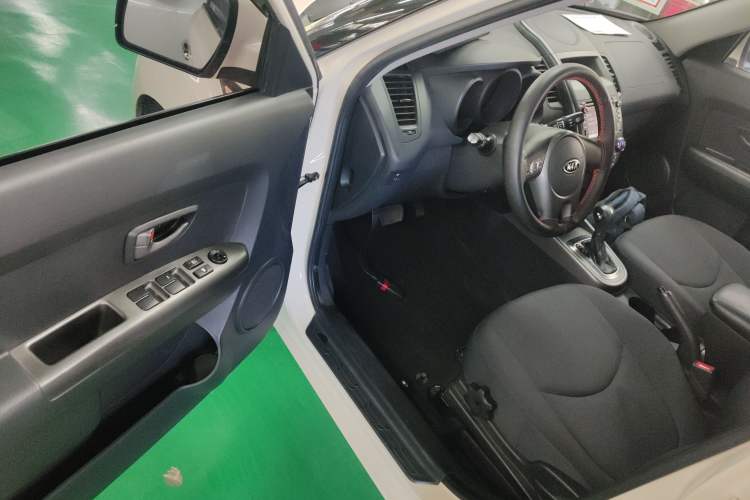 Used Kia Soul 2013 1.6L AT GL