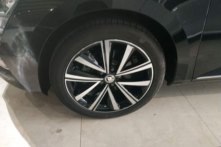 Used Skoda Superb 2024 TSI280 DSG Luxury Edition