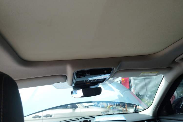 Used Land Rover Range Rover Velar 2019 250 PS