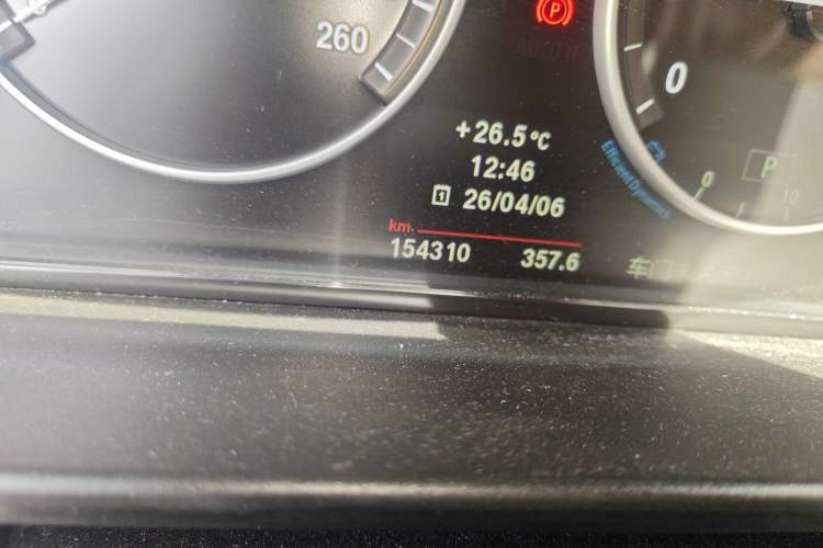 Used BMW 5 Series 2012 523Li Luxury Model Odometer Close Up