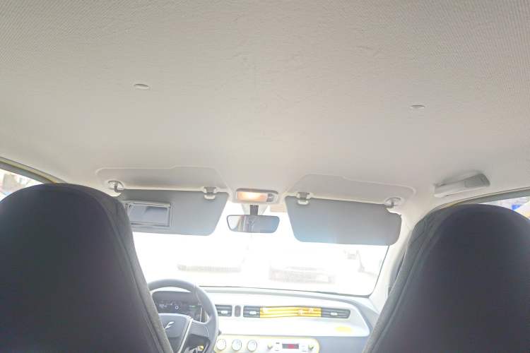 Used Wuling Hongguang MINIEV 2021 Macaron Premium Model – Lithium Iron Phosphate