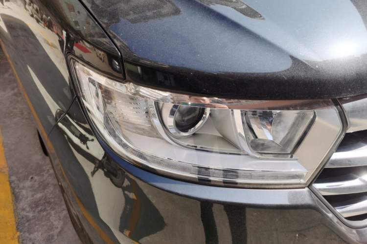 Used JAC Refine M3 2019 IKEA Edition 1.8L Luxury Smart Model